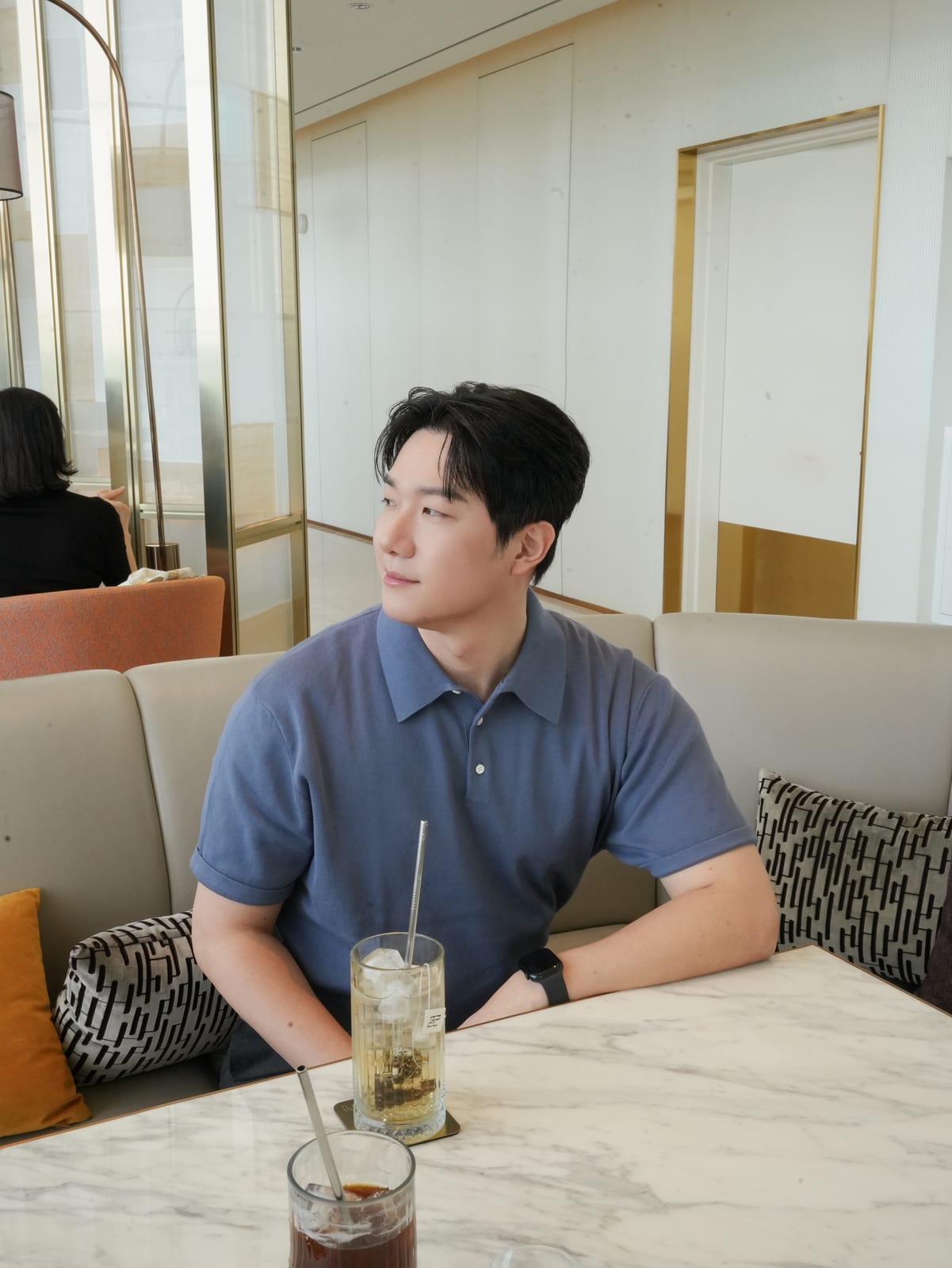 WKND MOOD 아뜰리에 화보