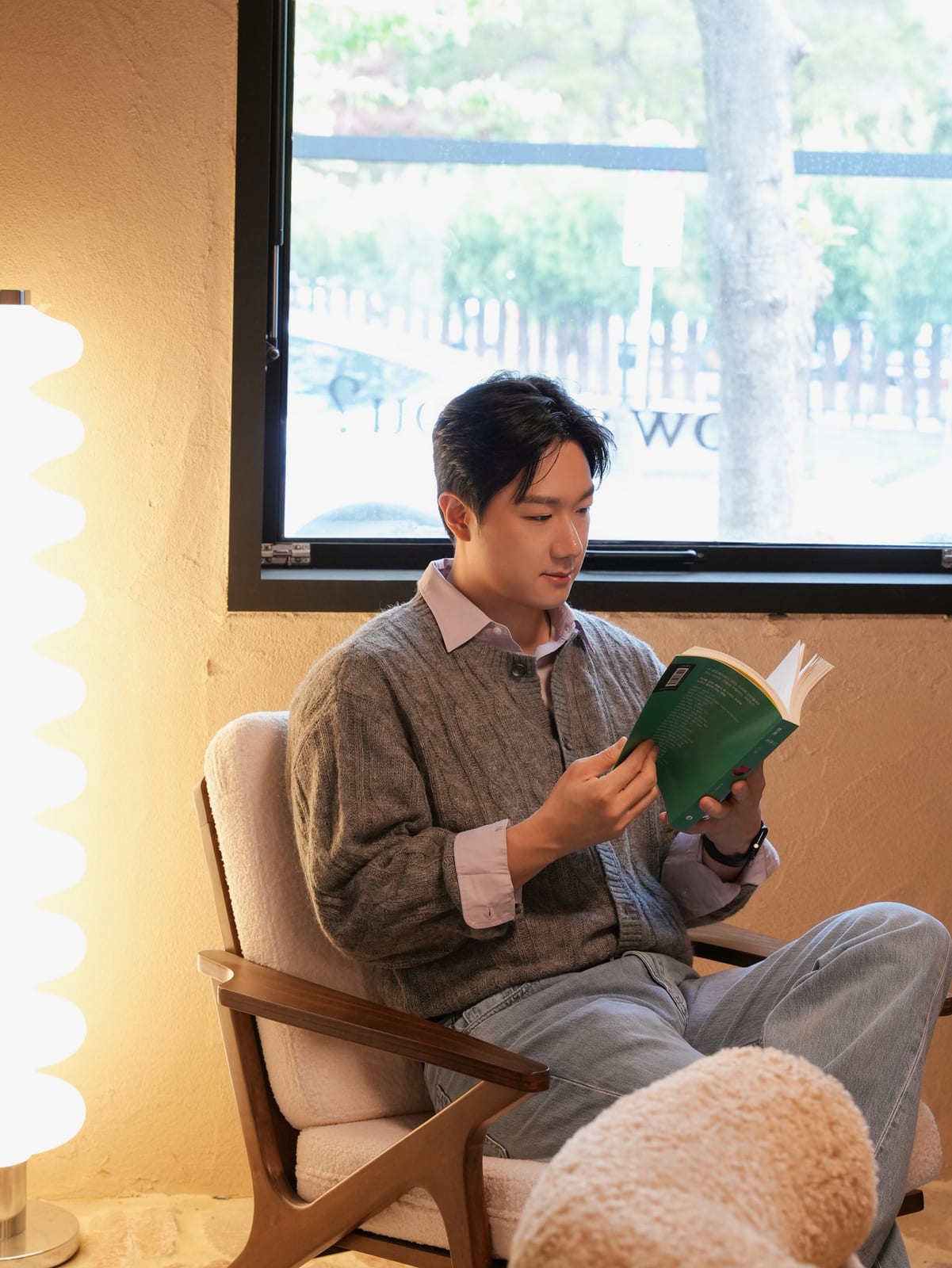 WKND MOOD 아뜰리에 화보