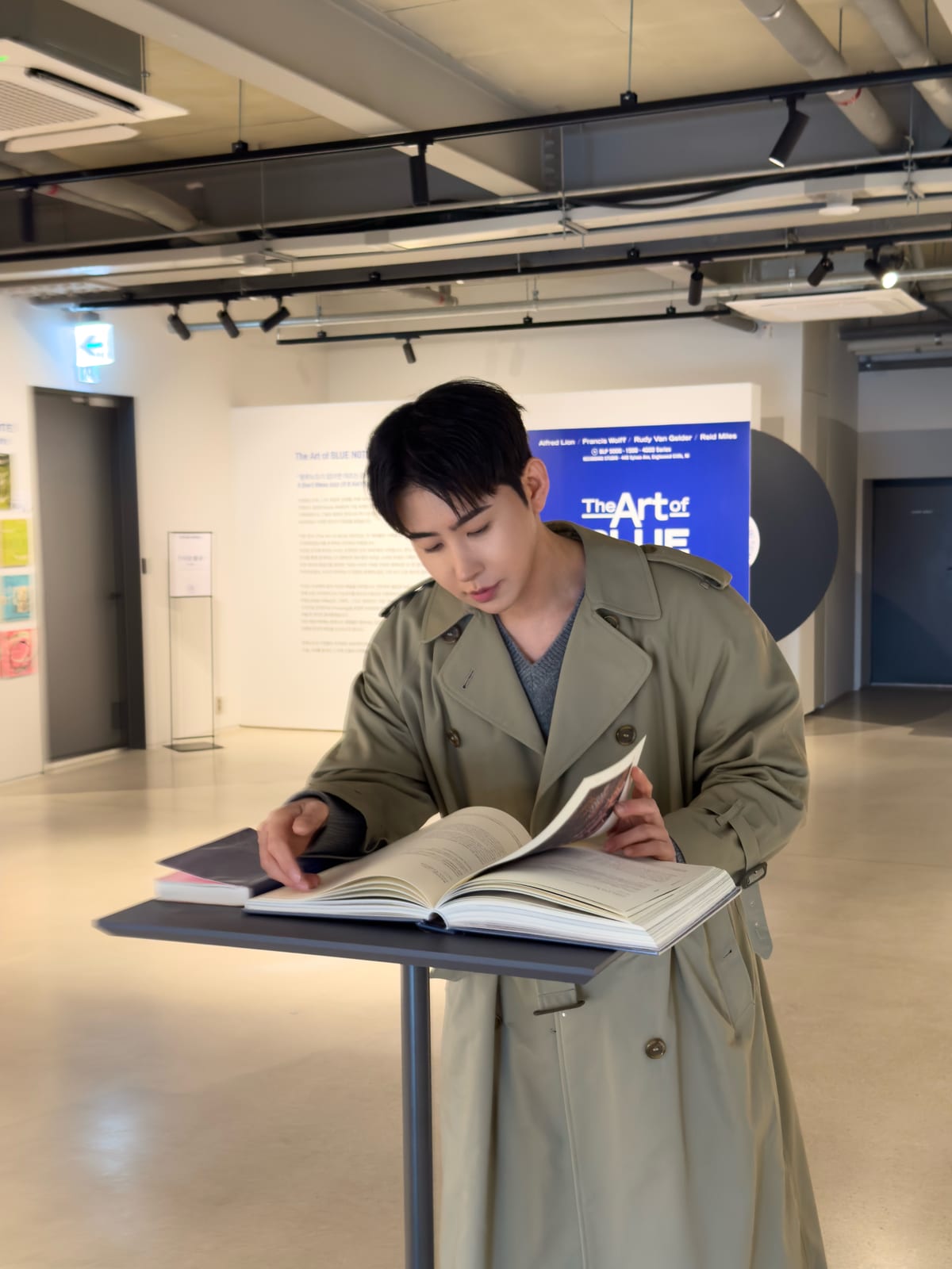 WKND MOOD 아뜰리에 화보